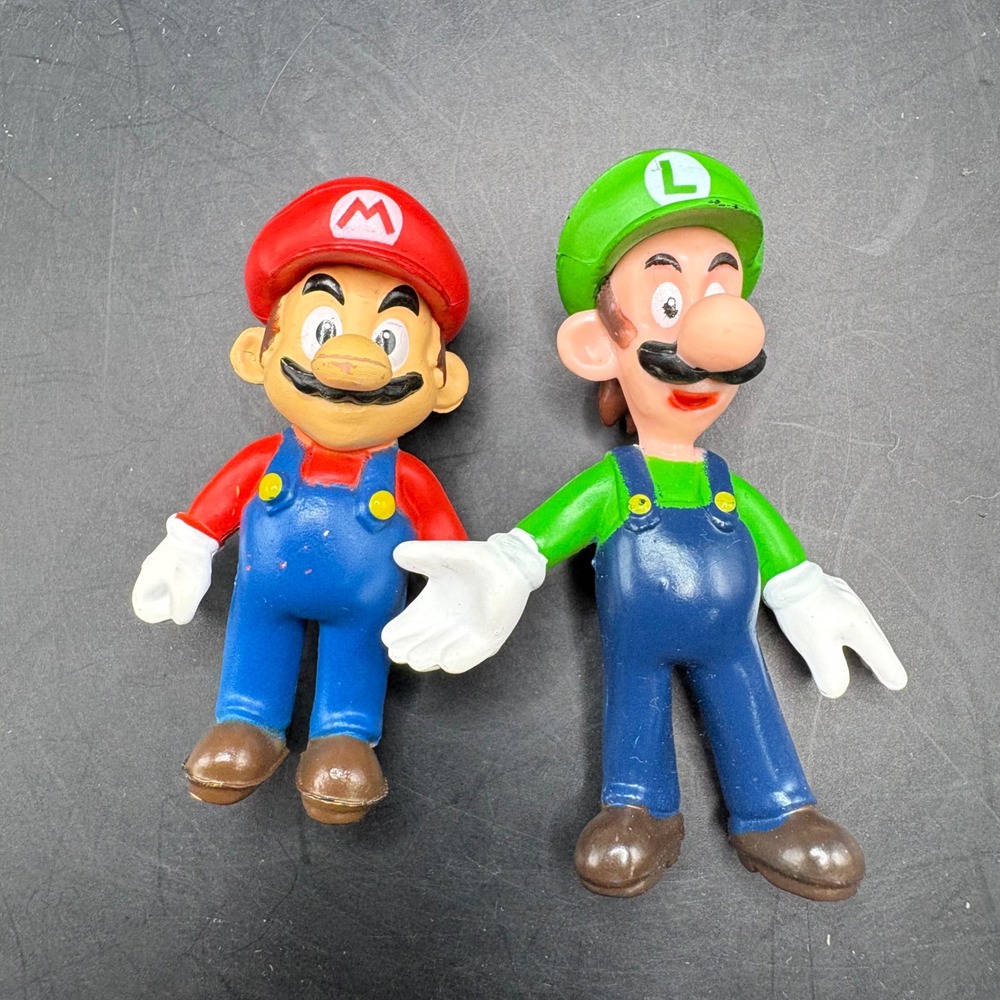 Nintendo Super Mario Bros Mario &‎ Luigi PVC Figures 2007 Collectible Toys